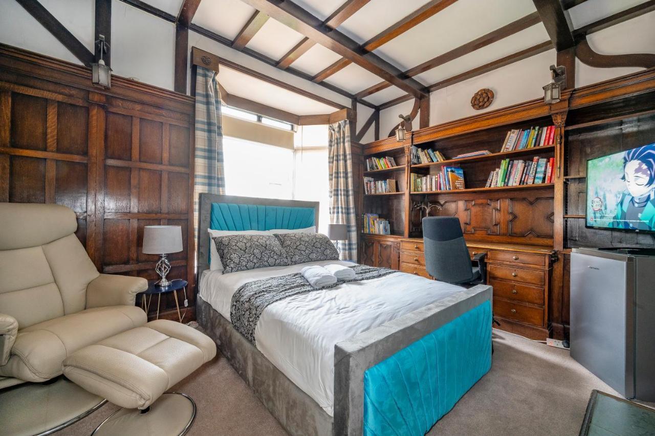 *Rg9Bc* For Your Most Relaxed & Cosy Stay + Free Parking + Free Fast Wifi * Leeds  Buitenkant foto