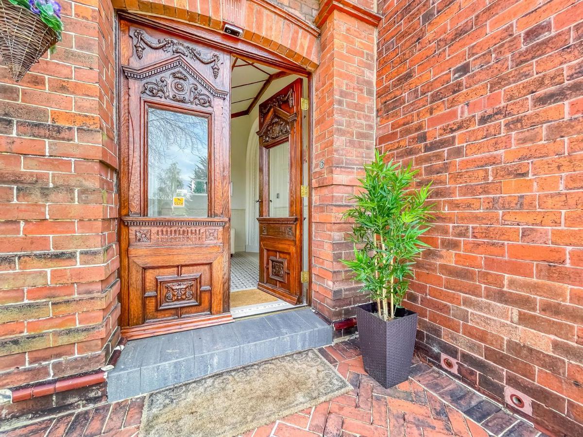 *Rg9Bc* For Your Most Relaxed & Cosy Stay + Free Parking + Free Fast Wifi * Leeds  Buitenkant foto